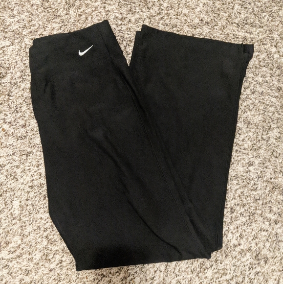 Nike Pants - Nike bottoms